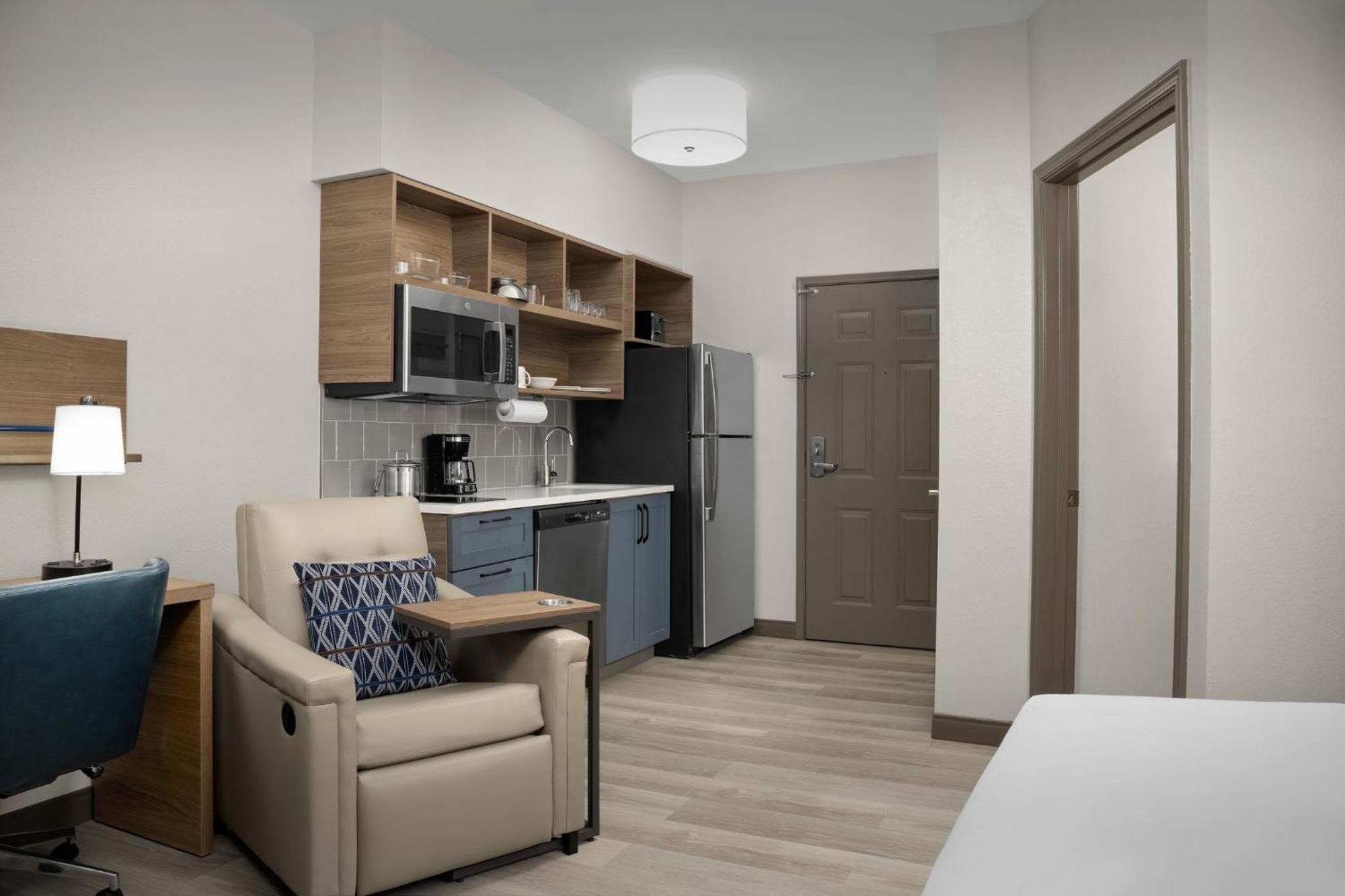Candlewood Suites Alexandria - Fort Belvoir By Ihg Eksteriør bilde